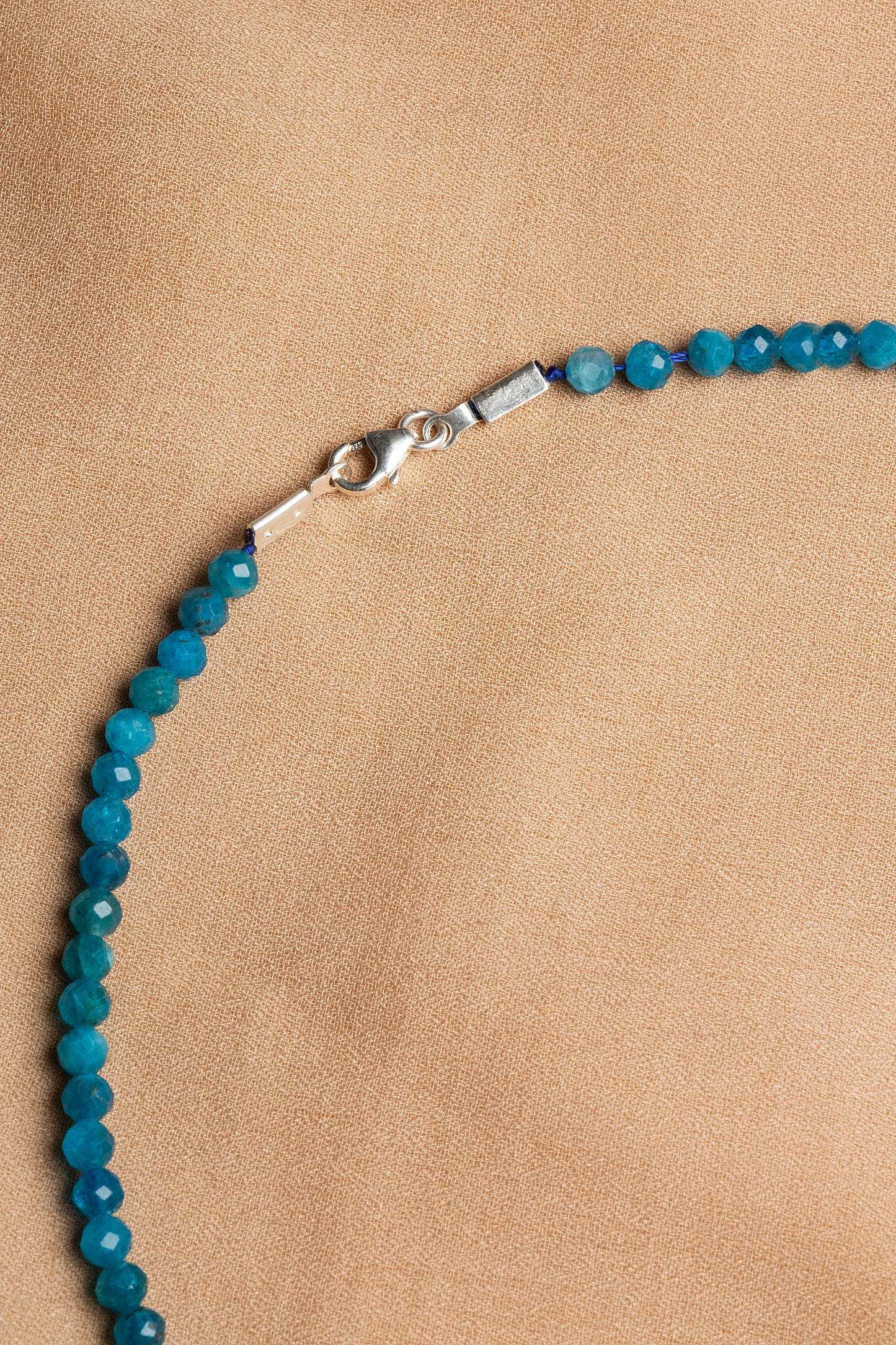 Turquoise Necklace and Bracelet Set with Silver Clasps 3-4 mm