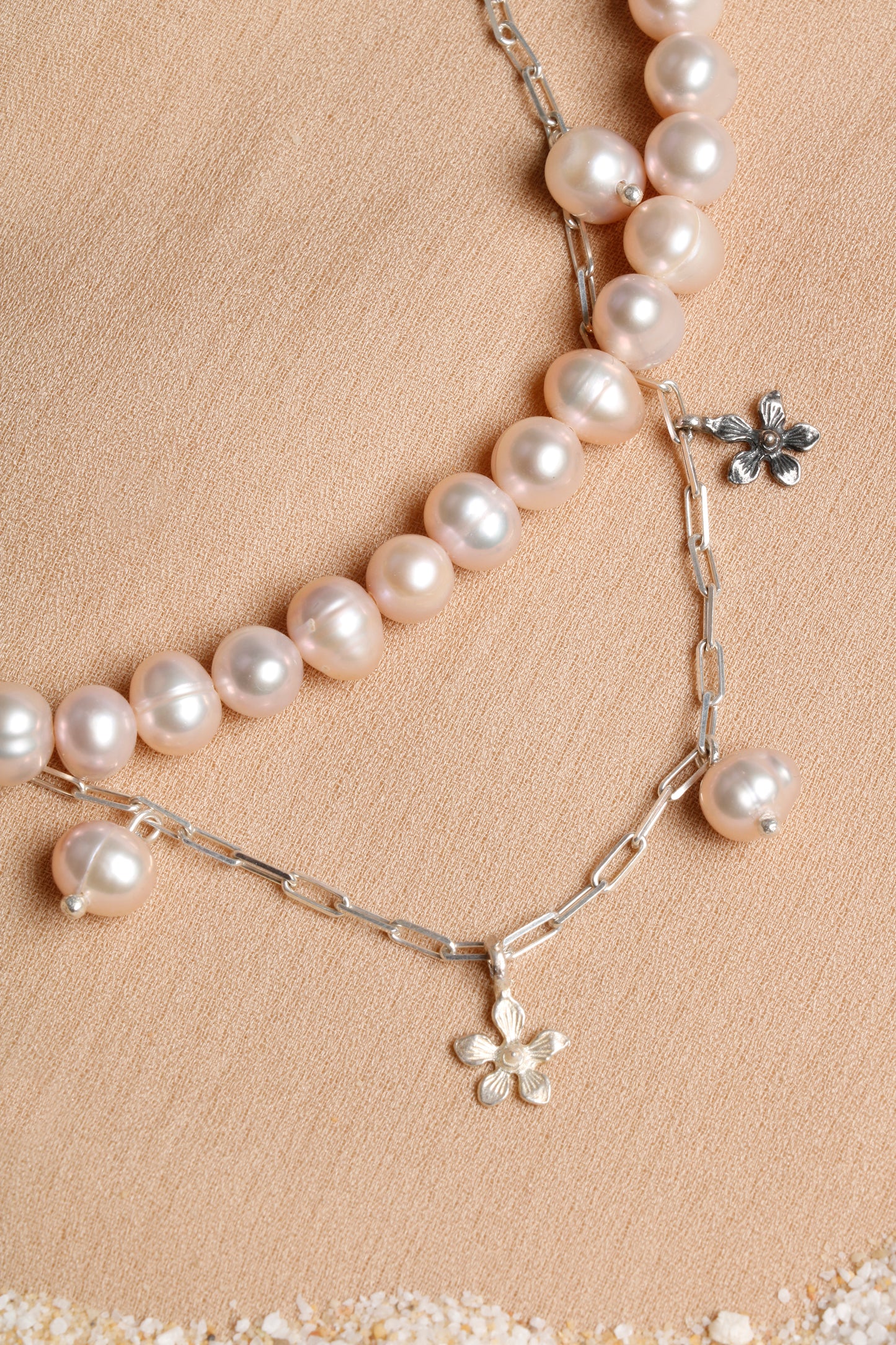 Oceanistone Genuine Freshwater Pearl Necklace with Silver Chain