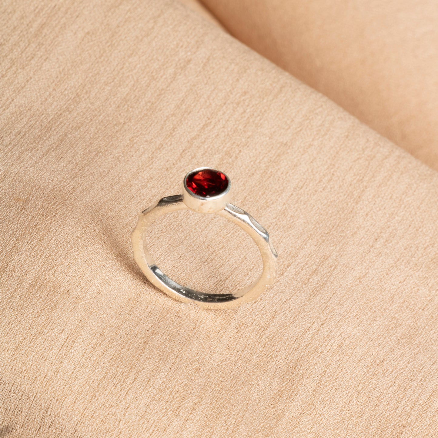 Oceanistone Garnet Ring – The Stone of Passion and Energy