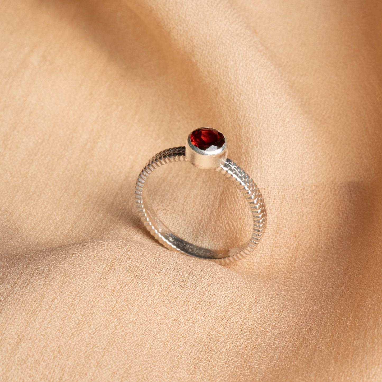 Oceanistone Garnet Sterling Silver Ring – Elegance and Energy Combined