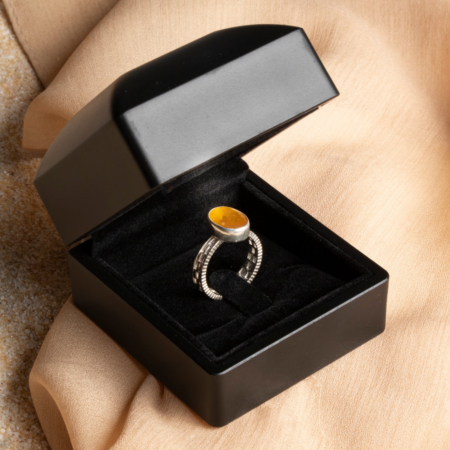 Elegant Sapphire Sterling Silver Ring – Timeless Royalty