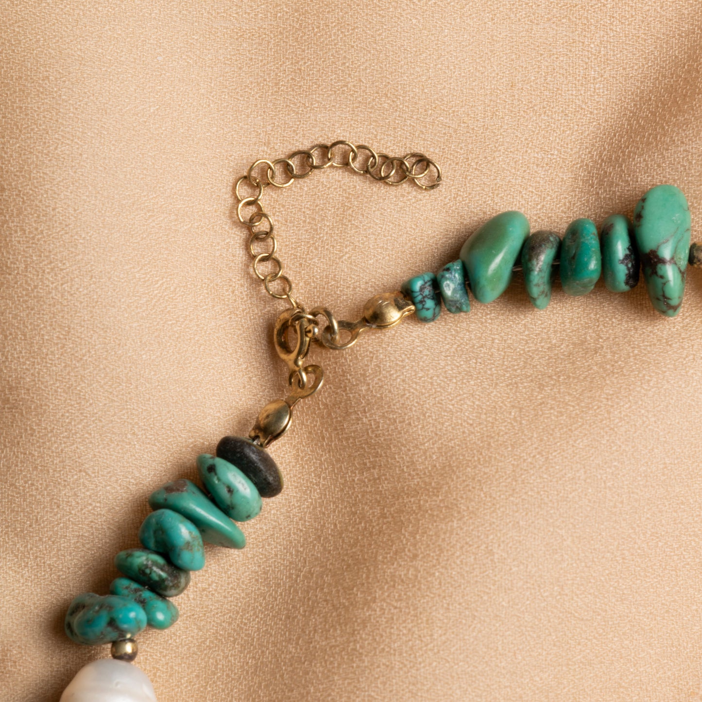 Sterling Silver Necklace with Turquoise and Pearl – A Harmony of Elegance and Energy