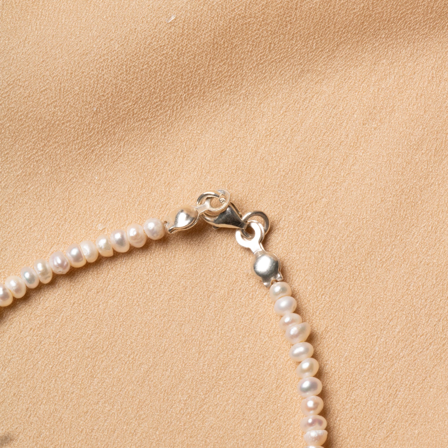 Oceanistone 3-4mm Freshwater Pearl Bracelet with Silver Clasp – Timeless Elegance & Natural Harmony