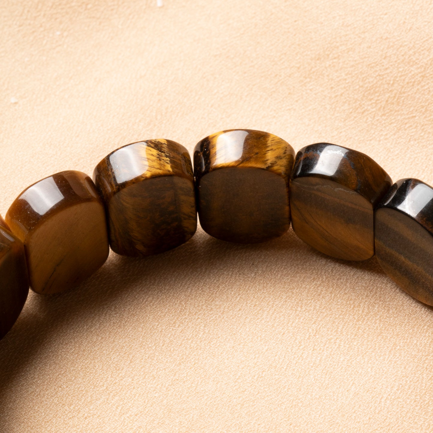 Oceanistone Wide-Cut Tiger’s Eye Bracelet – The Stone of Strength & Confidence