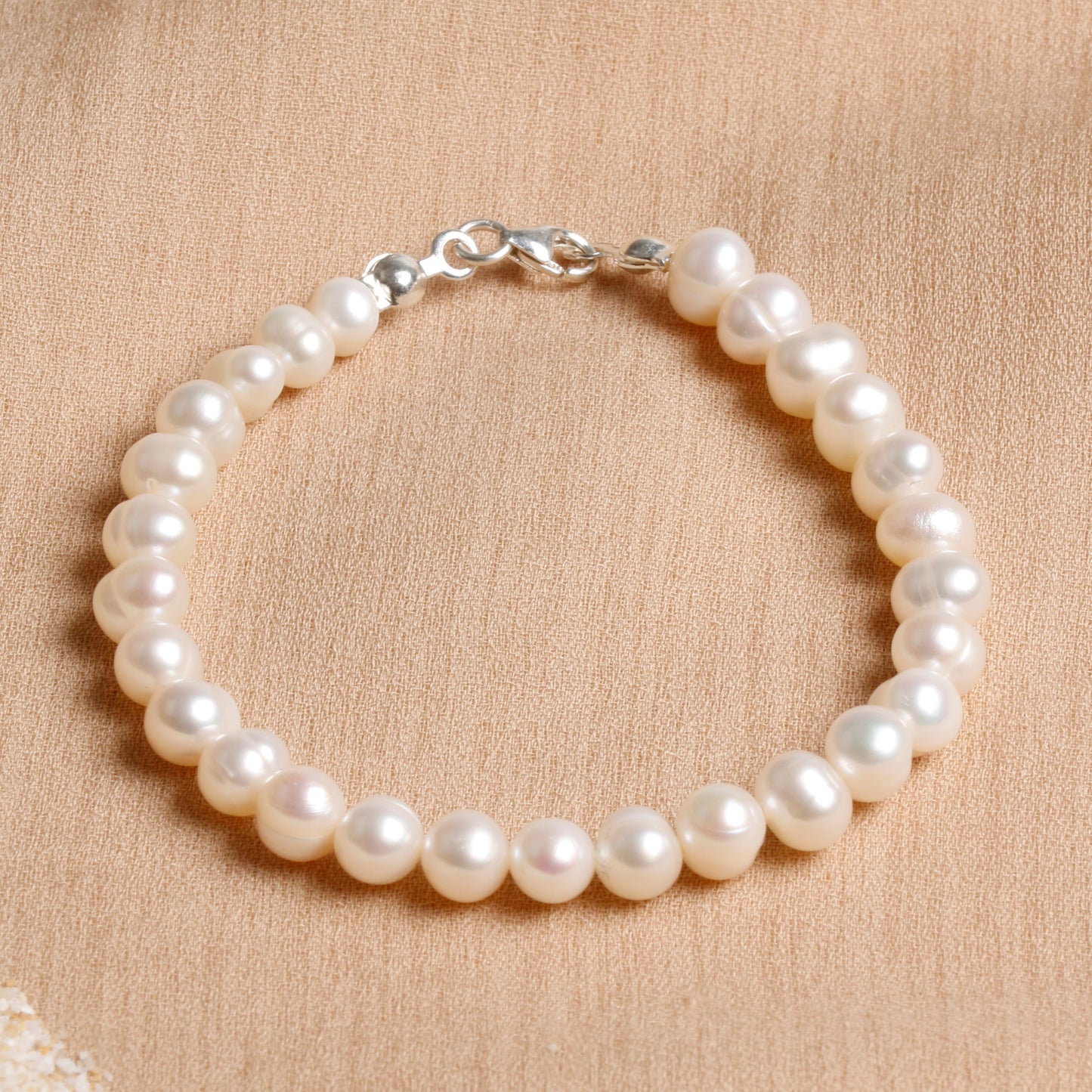 Classic 8mm Freshwater Pearl Bracelet with Silver Clasp