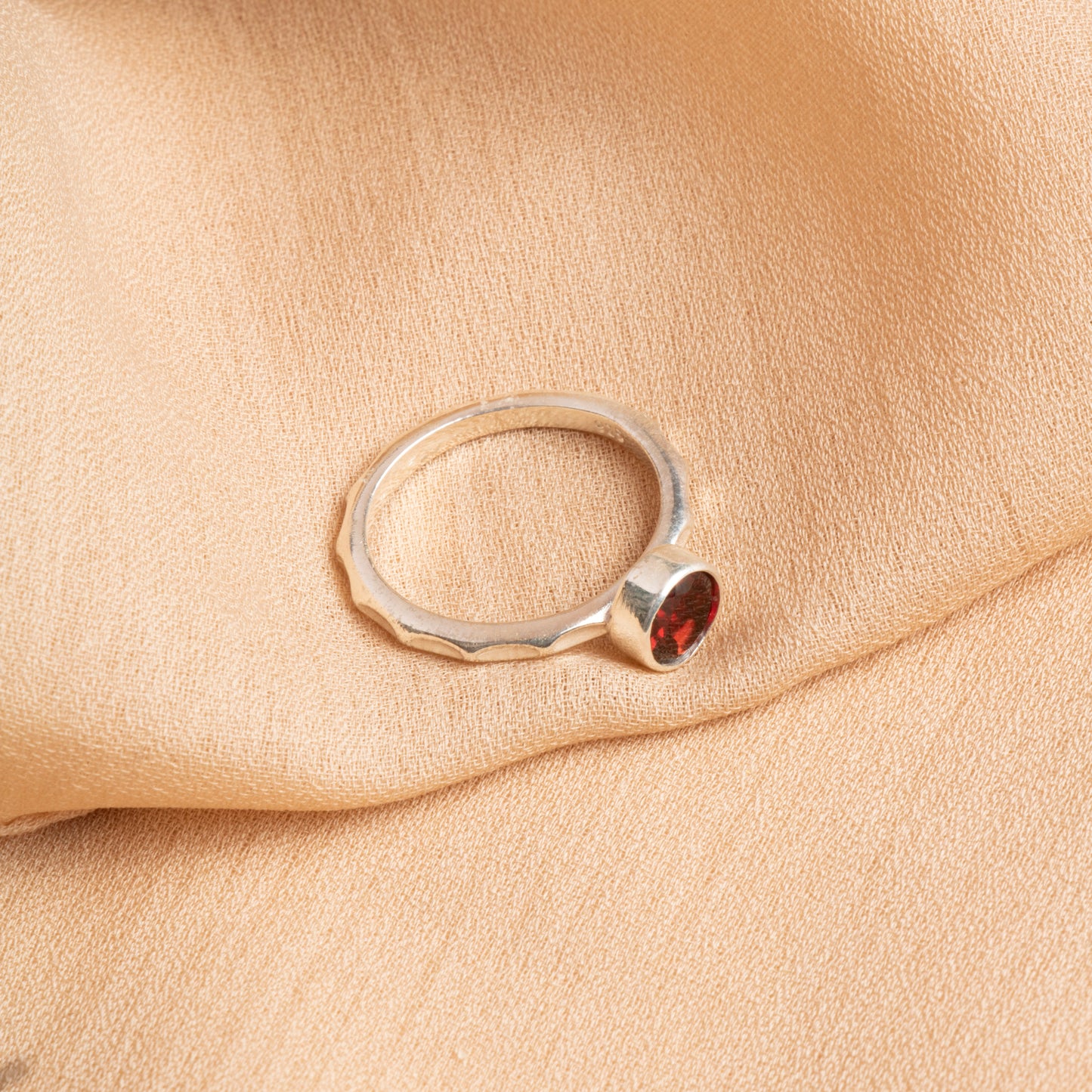 Oceanistone Garnet Ring – The Stone of Passion and Energy