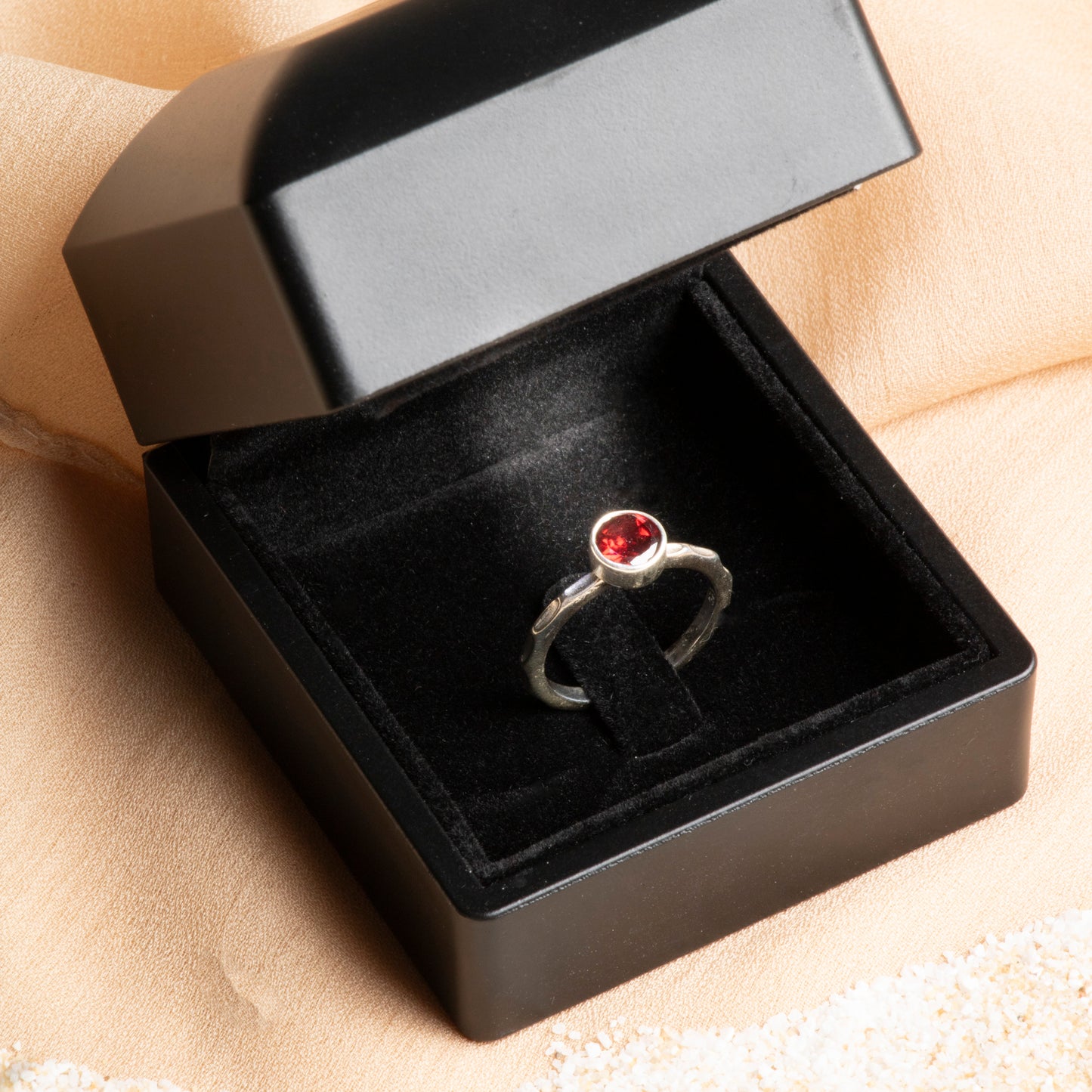 Oceanistone Garnet Ring – The Stone of Passion and Energy
