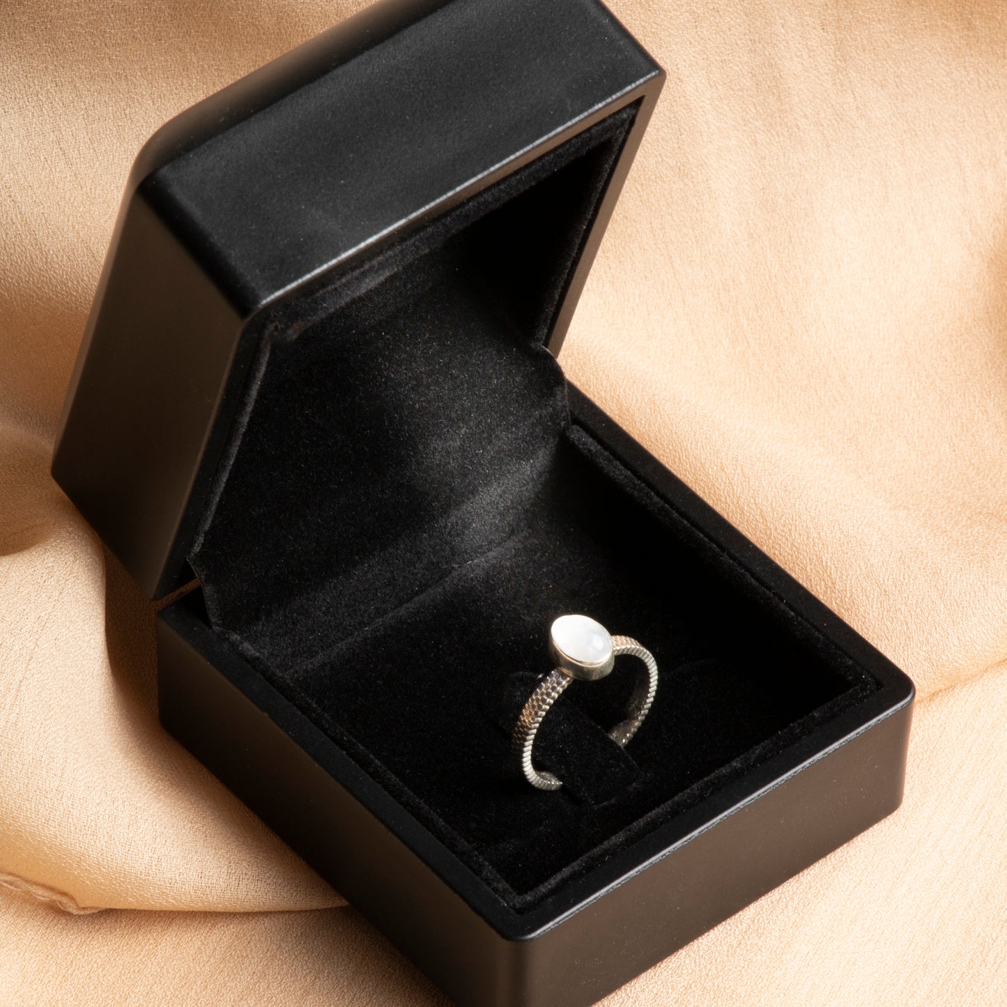 Oceanistone Moonstone Ring – The Stone of Intuition and Feminine Energy