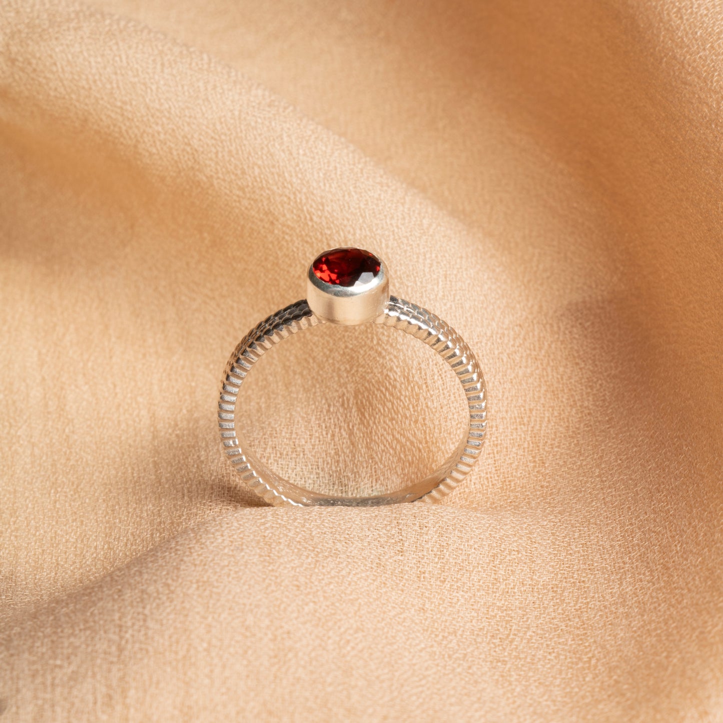 Oceanistone Garnet Sterling Silver Ring – Elegance and Energy Combined