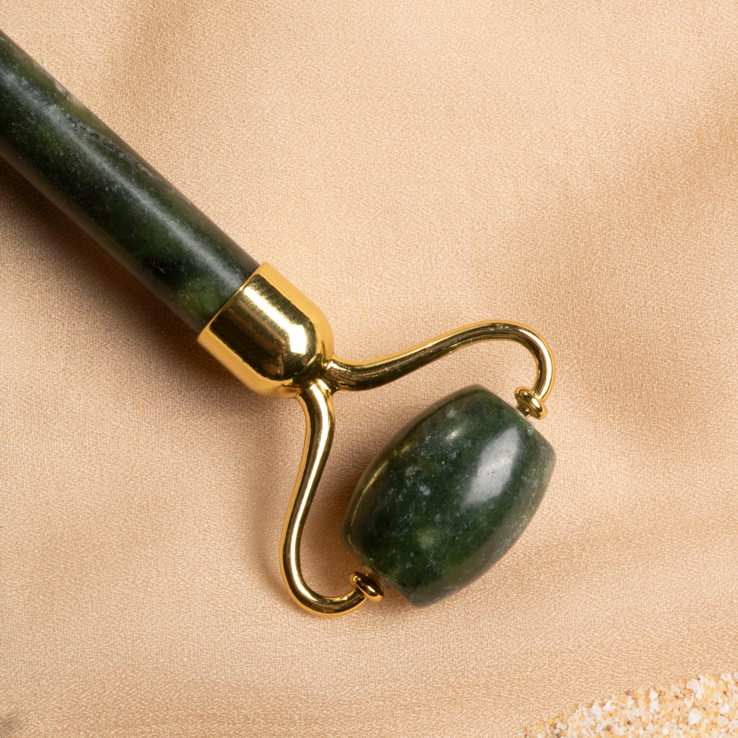 Jade Facial Roller – The Secret to Radiant & Balanced Skin