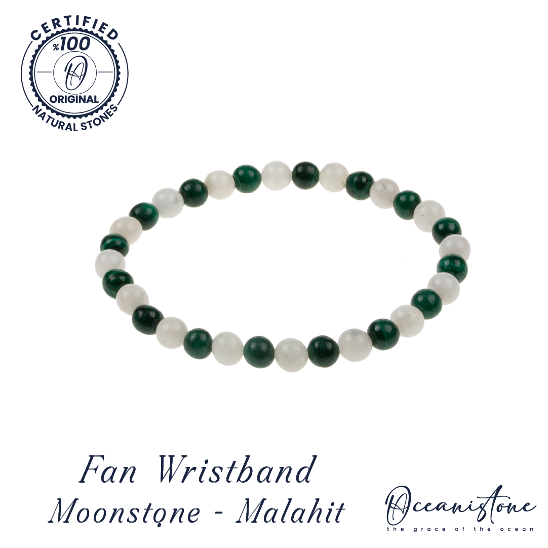 Moonstone and Malachite Stretch Bracelet with Silver Closure