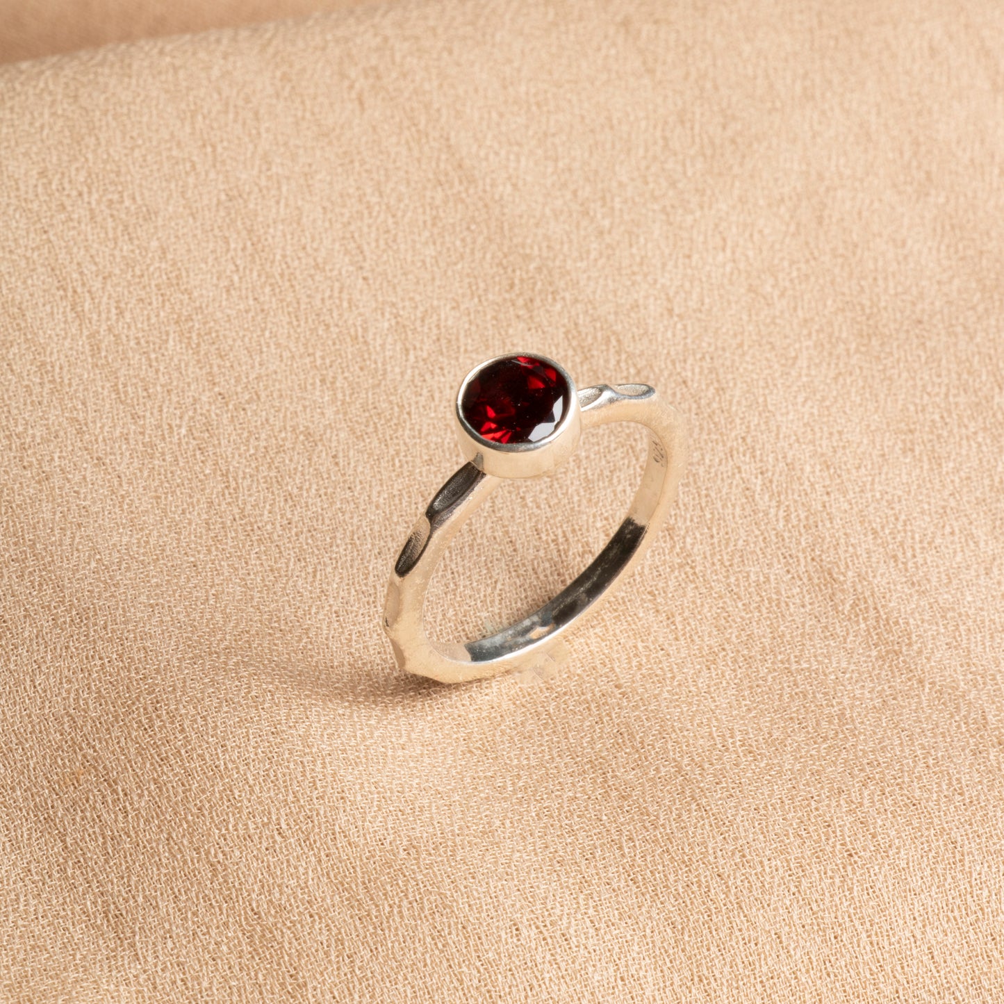 Oceanistone Garnet Ring – The Stone of Passion and Energy