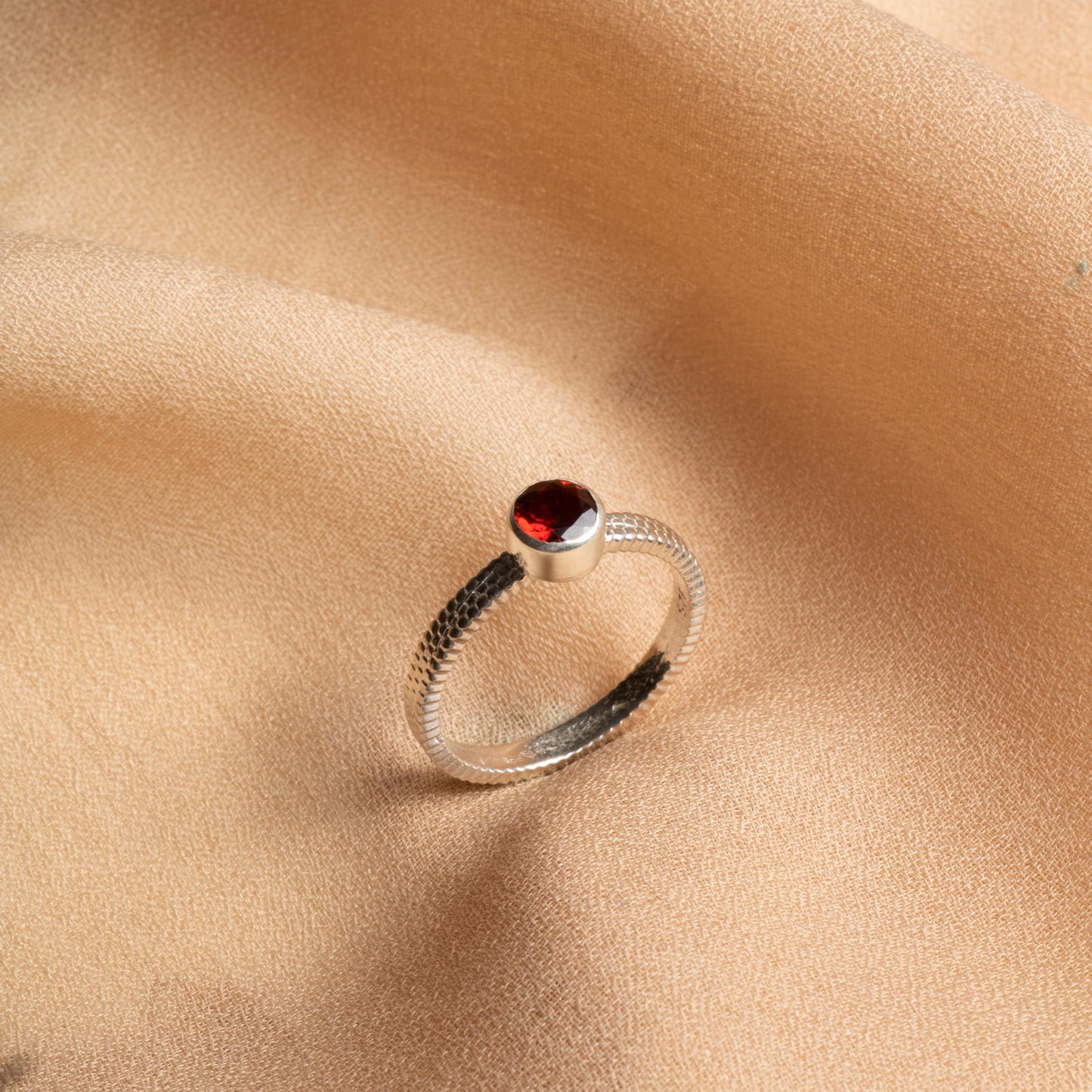 Oceanistone Garnet Sterling Silver Ring – Elegance and Energy Combined